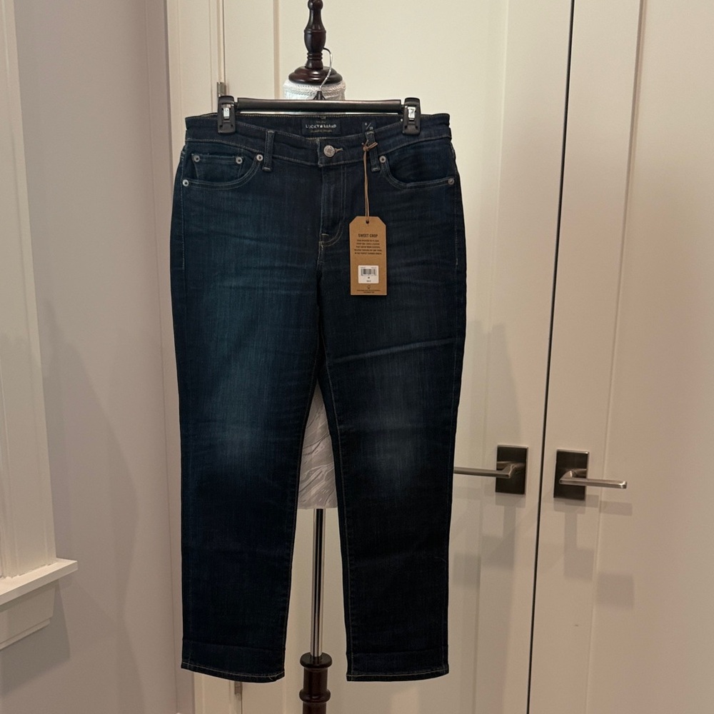 Lucky Brand Sweet Crop in size 6/28
